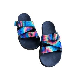 [Chaco] Chillos Slides in Rainbow Tie Dye